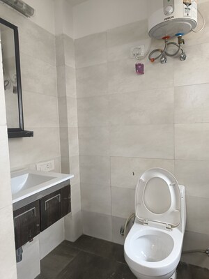 Bathroom in 3 BHK Apartment at Tulip Violet, Sector 69 – for Rent
