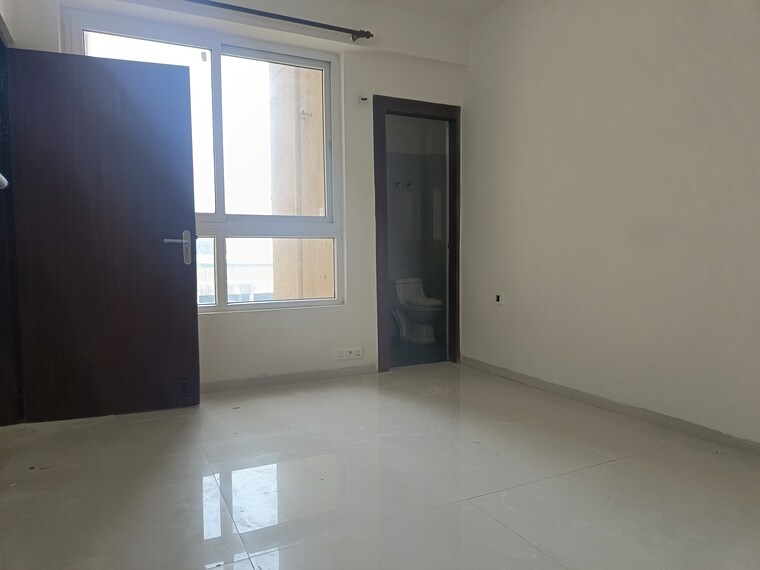 Room, tulip-violet 3 Bedroom 1578 Sq.Ft. Apartment In Sector 69 Gurgaon 9476142