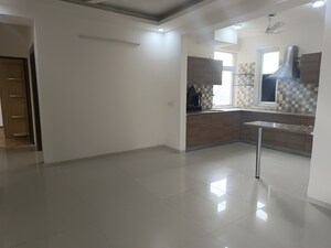 Room in 3 BHK Apartment at Tulip Violet, Sector 69 – for Rent