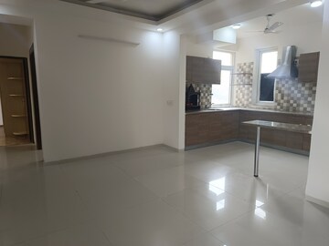 Room in 3 BHK Apartment at Tulip Violet, Sector 69 – for Rent
