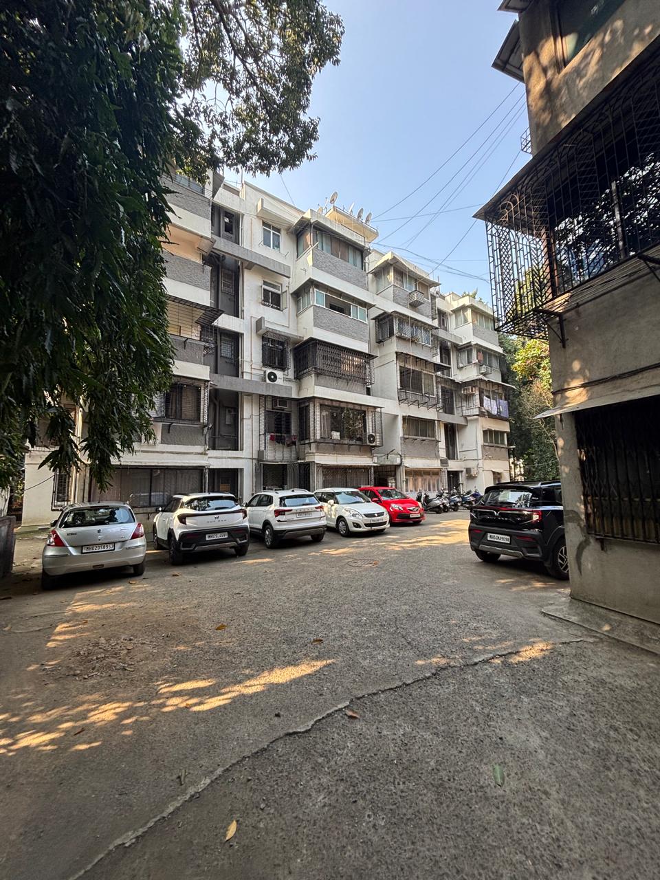 2 BHK Apartment For Rent in Shiv Niketan And Mayani Manor CHS