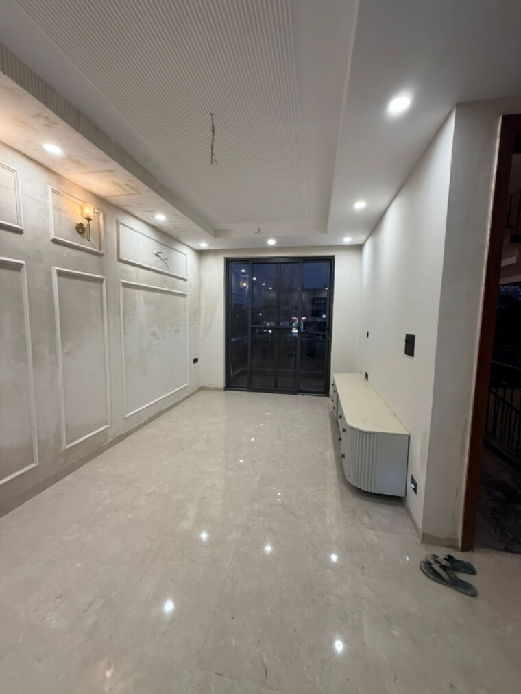Room, sector 123 4 Bedroom 125 Sq.Yd. Villa In Sector 123 Mohali 9476174