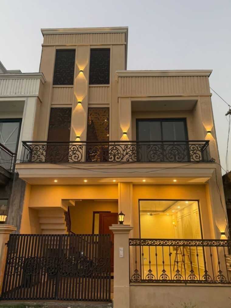 Exterior View, sector 123 4 Bedroom 125 Sq.Yd. Villa In Sector 123 Mohali 9476174