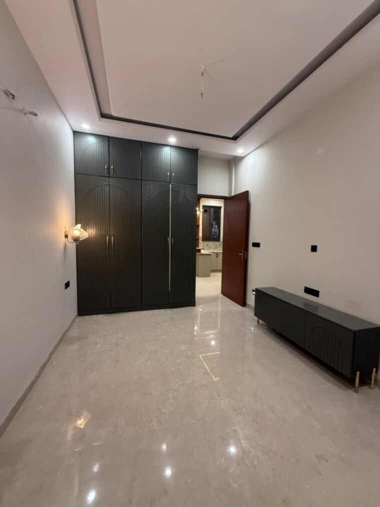 Room, sector 123 4 Bedroom 125 Sq.Yd. Villa In Sector 123 Mohali 9476174