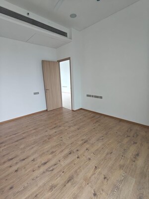 Room in 4 BHK Apartment at Rustomjee Crown, Prabhadevi – for Sale