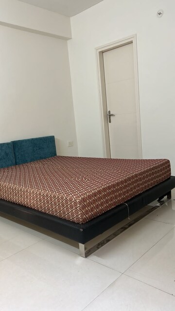 Bedroom in 4 BHK Apartment at Tulip Violet, Sector 69 – for Rent