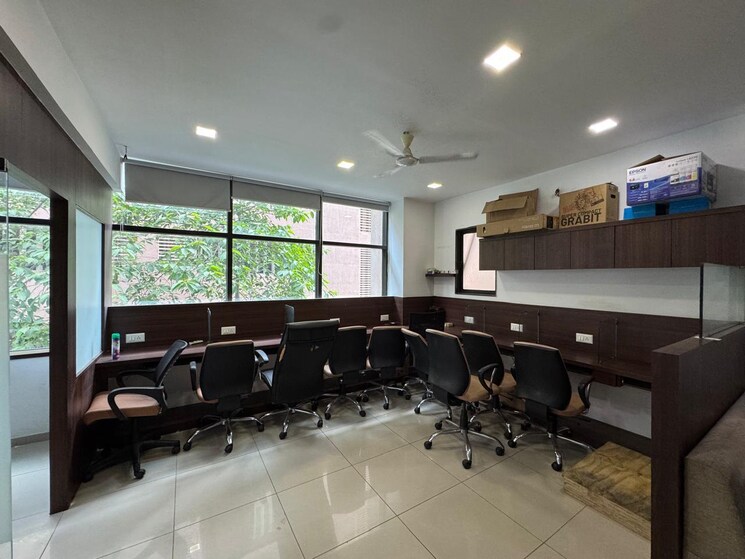 Team Area, shilp-arista Commercial Office Space 864 Sq.Ft. In Bodakdev Ahmedabad 9476172