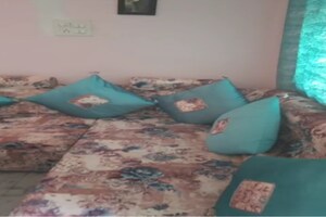 Living Room in 1 BHK Apartment at Kalkaji – for Rent