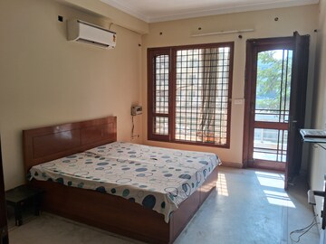 Bedroom in 3.5 BHK Builder Floor at Sector 47 – for Rent