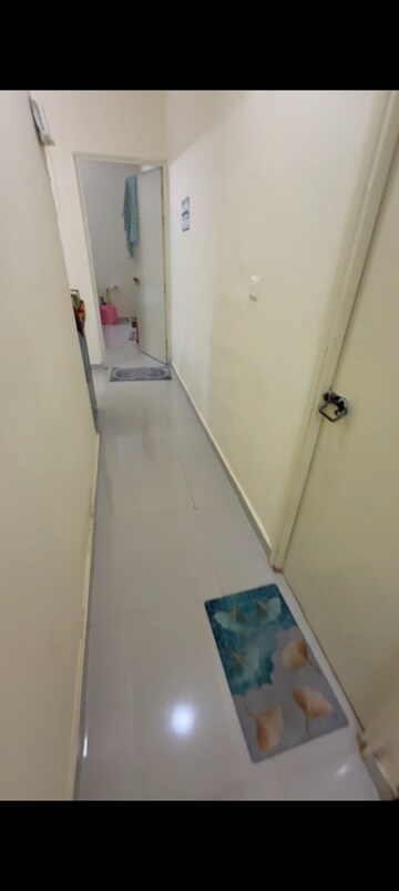 2 BHK Apartment For Rent in Pyramid Heights, Sector 85