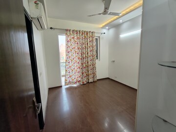 Building Lobby in 3 BHK Apartment at Paras Irene, Sector 70a – for Rent