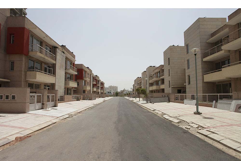 3.5 BHK + Pooja Room 1849 Sq.Ft. Apartment in Unitech Woodstock Floors