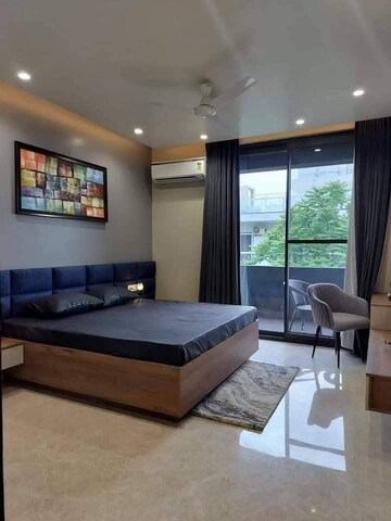 Bedroom in 4 BHK Builder Floor at Sector 15 ii – for Rent
