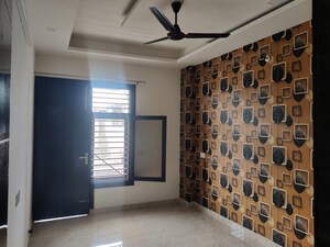 Room in 2 BHK Independent House at Sector 10 – for Sale