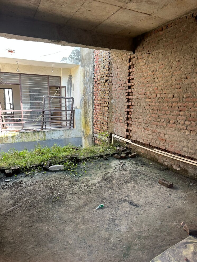 Balcony, gaurs-smart-homes 3 Bedroom 1900 Sq.Ft. Apartment In Gaur City 2 Greater Noida 9476401