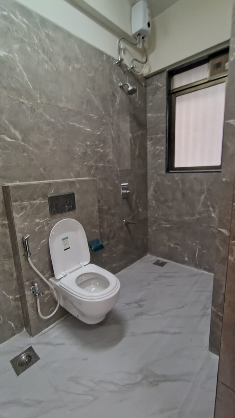 Bathroom, aristo-1515-moneco 2 Bedroom 650 Sq.Ft. Apartment In Prabhadevi Mumbai 9476336