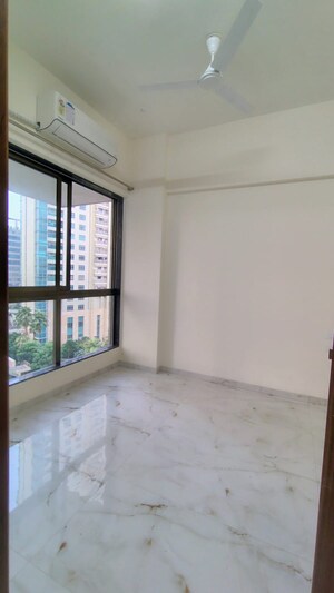 Room in 2 BHK Apartment at Aristo 1515 Moneco, Prabhadevi – for Rent