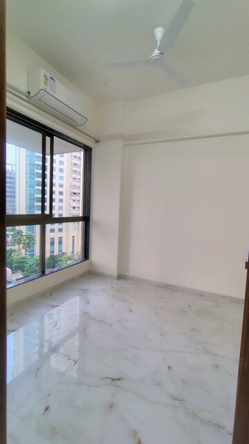 Room in 2 BHK Apartment at Aristo 1515 Moneco, Prabhadevi – for Rent