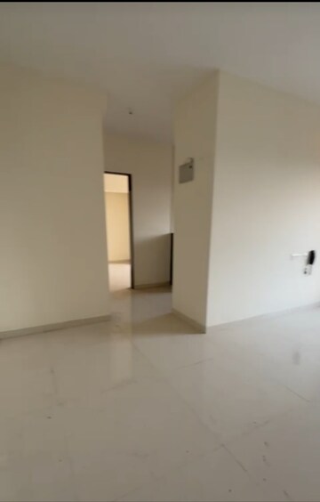 Room in 1 BHK Apartment at Thane East – for Sale