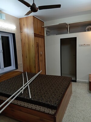 Furnished Amenities in 2 BHK Apartment at Shubh Ashirwad Apartment, Dadar East – for Rent