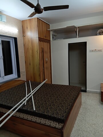 Furnished Amenities in 2 BHK Apartment at Shubh Ashirwad Apartment, Dadar East – for Rent