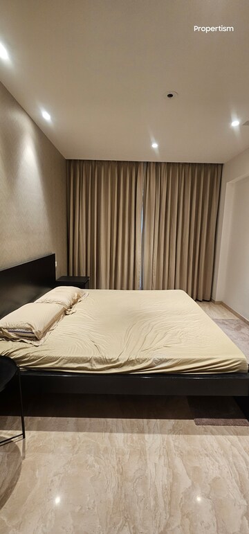 Bathroom in 2 BHK Apartment at Hiranandani Castle Rock, Powai – for Rent