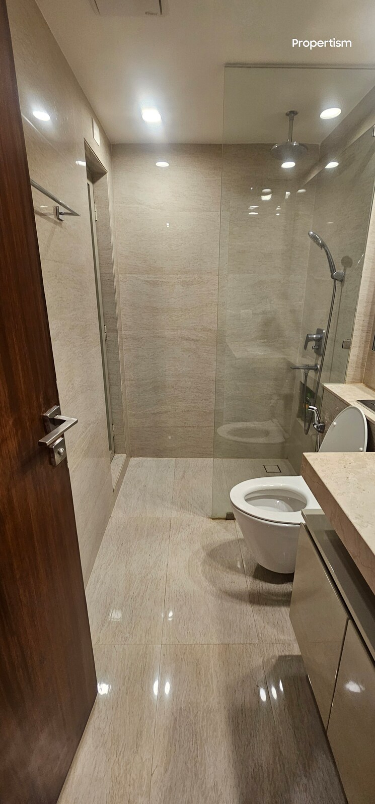 Bathroom, hiranandani-castle-rock 2 Bedroom 750 Sq.Ft. Apartment In Powai Mumbai 9476584