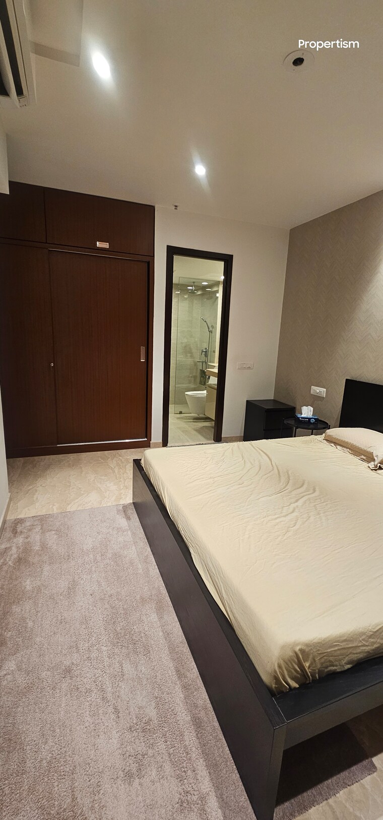 Bathroom, hiranandani-castle-rock 2 Bedroom 750 Sq.Ft. Apartment In Powai Mumbai 9476584