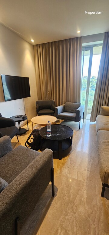 Team Area in 2 BHK Apartment at Hiranandani Castle Rock, Powai – for Rent