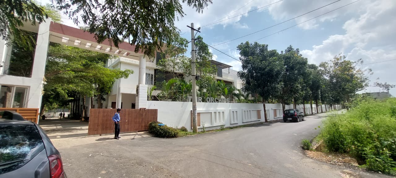 5 BHK Villa For Sale in Sampigehalli