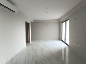 Room in 3 BHK Apartment at M3M Skywalk, Sector 74 – for Rent