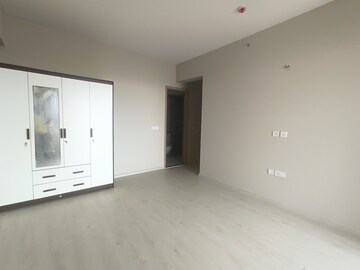 Room in 3 BHK Apartment at M3M Skywalk, Sector 74 – for Rent