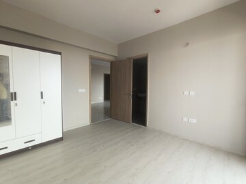 Room in 3 BHK Apartment at M3M Skywalk, Sector 74 – for Rent