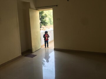 Room in 2 BHK Apartment at Varuna Residency Apartment, Pimple Saudagar – for Sale