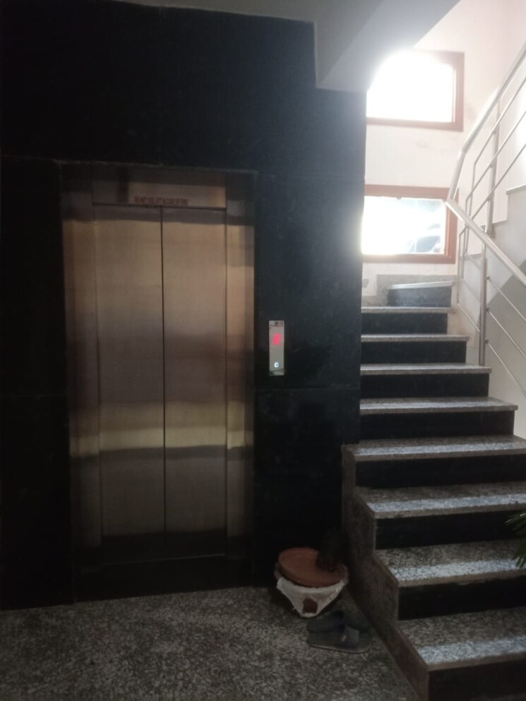 undefined, vasant kunj 1 Bedroom 845 Sq.Ft. Builder Floor In Vasant Kunj Delhi 9476671