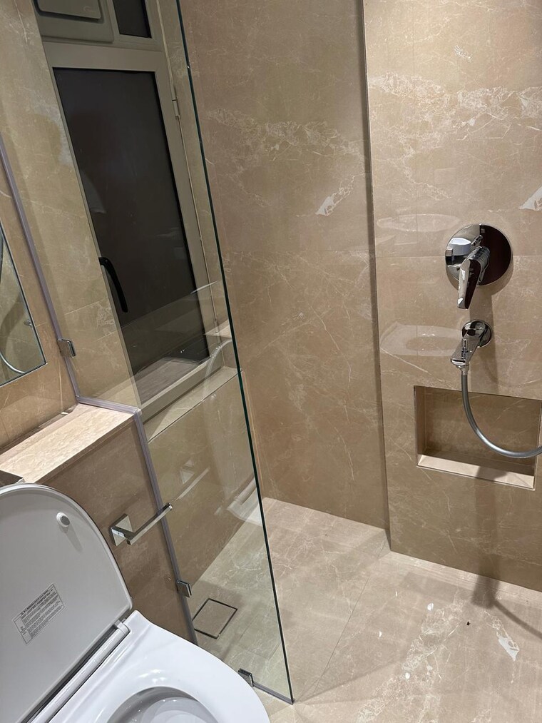 Attached Bathroom, hiranandani-highland 1 Bedroom 377 Sq.Ft. Apartment In Powai Mumbai 9476706
