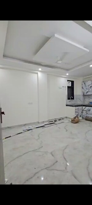 2 BHK Builder Floor For Rent in Chattarpur