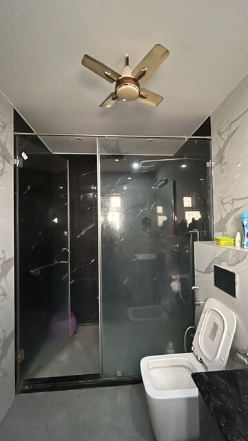 Attached Bathroom in 3 BHK Builder Floor at Sector 23 – for Rent