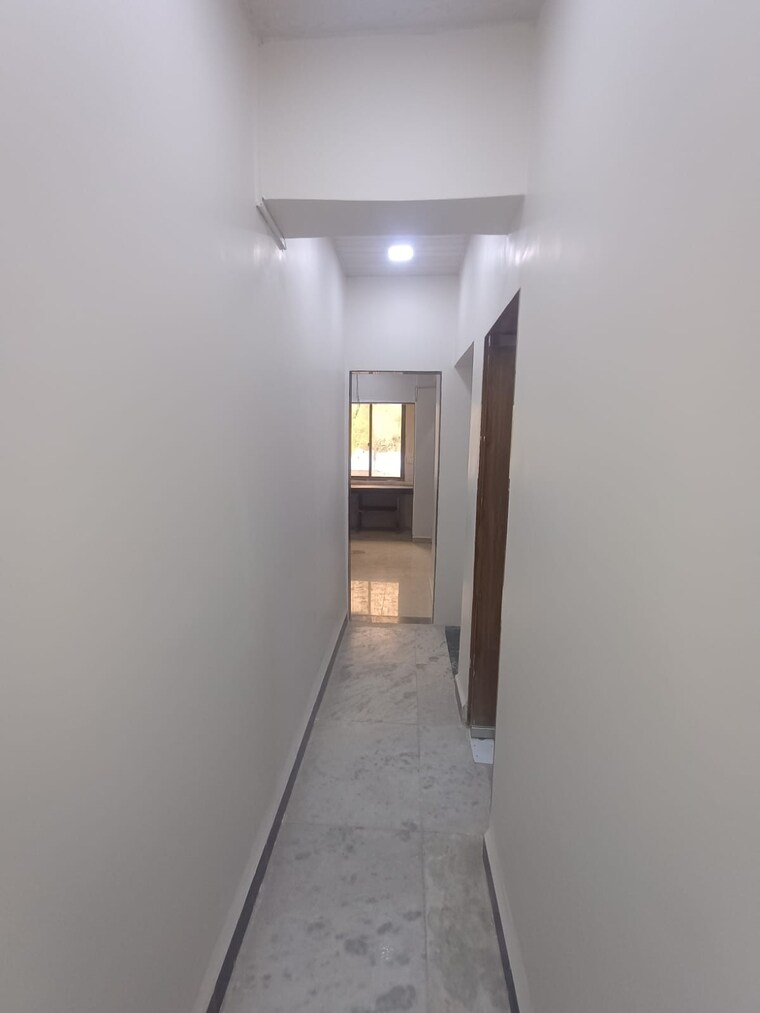 undefined, kandivali west Commercial Office Space 500 Sq.Ft. In Kandivali West Mumbai 9476703