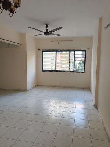 Room in 2 BHK Apartment at Tadwadi – for Rent