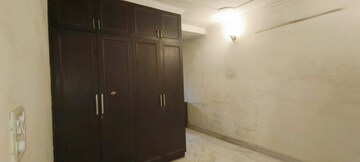 Room in 2 BHK Builder Floor at Vasant Kunj – for Rent