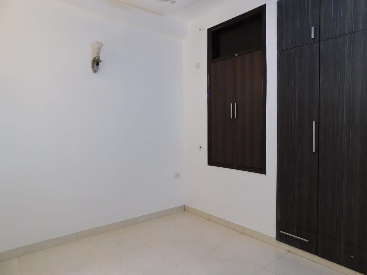 3 BHK Builder Floor For Sale in Omaxe Park Plaza
