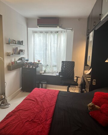 Bedroom in 2 BHK Builder Floor at Cox Town – for Rent