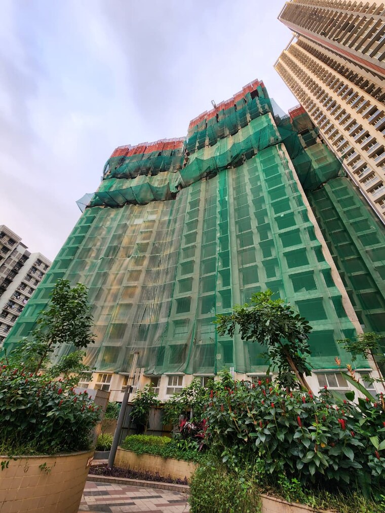 Exterior View, the-wadhwa-atmosphere 2 Bedroom 634 Sq.Ft. Apartment In Mulund West Mumbai 9476879