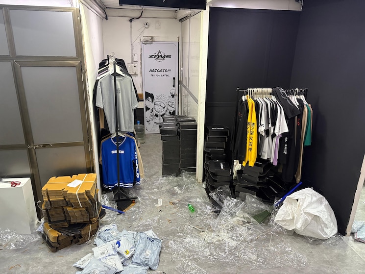 Other, mira road Commercial Warehouse 3300 Sq.Ft. In Mira Road Thane 9476915