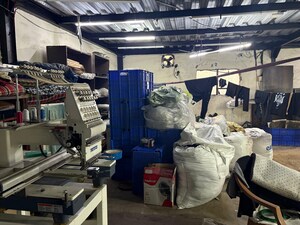 Team Area in  Warehouse at Mira Road – for Rent