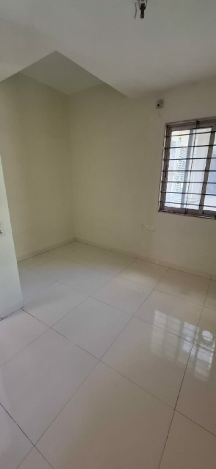 Room, chandkheda 3 Bedroom 1936 Sq.Ft. Apartment In Chandkheda Ahmedabad 9477181