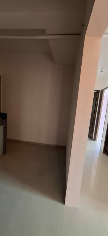 Room in 3 BHK Apartment at Chandkheda – for Rent