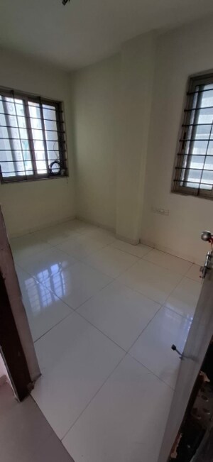 Room in 3 BHK Apartment at Chandkheda – for Rent