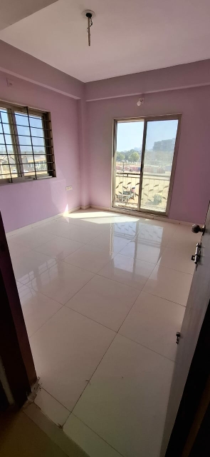 3 BHK + Extra Room Apartment For Rent in Parshwanath Metro City